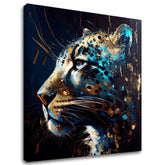 Поп арт слика на платно со мотив PREMIUM ART - Spotted Hunter's Elegance во сино-златно нијанси, величествена атмосфера, луксузен впечаток и сила – главна