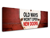 Винтиџ слика на платно со мотив Old ways, мотивациски цитат во бело-црвено нијанси, погоден за ходник | Мотивациска слика за ѕид Old ways_003 – производ