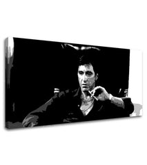 Поп арт слика на платно со мотив Nahnevaný Tony Montana s cigarou v ruke, автомобил, природа во бело-црно нијанси, интензивна атмосфера – производ