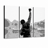 Рачно насликана ПОП-арт слика ROCKY 3 дела rocky2 – 3D визуелизација на рачно сликана платно на бел фон. Доминантни бои: црна, сива, бела.