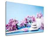Класична слика на платно со мотив FENG SHUI, цвеќиња, природа во бело-виолетово нијанси, мирна атмосфера, пролетна атмосфера, погоден за дневна соба – производ