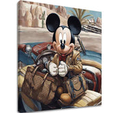 Винтиџ слика на платно со мотив Mickey Mouse na Dovolenke, пејзаж во сино-црвено нијанси, авантура и носталгија, погоден за детска соба – главна