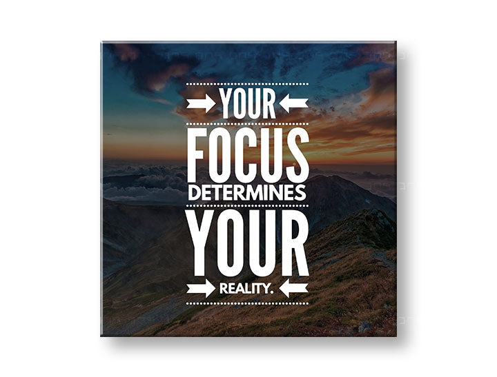Поп арт слика на платно со мотив Your focus, планини, небо, облаци, залез на сонце во бело нијанси, инспиративна атмосфера, природа, погоден за канцеларија – главна