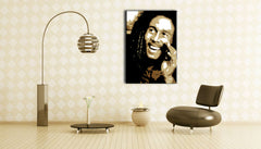 Рачно насликана слика на платно со мотив Bob Marley во црно-бело нијанси закачена во ентериер на дневна соба, радосна атмосфера | Рачно насликана POP Art слика Bob Marley – ентериер