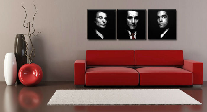 Поп арт слика на платно со мотив Goodfellas во бело-сиво нијанси закачена во ентериер на канцеларија, драматична атмосфера | Рачно насликана POP Art слика Goodfellas – ентериер