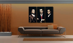 Поп арт слика на платно со мотив Goodfellas во бело-кафеаво нијанси закачена во ентериер на дневна соба, иконографија | Рачно насликана POP Art слика Goodfellas – ентериер