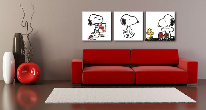 Рачно насликана слика на платно со мотив SNOOPY, срце во бело-црно нијанси, разиграна атмосфера, љубов и носталгија | Рачно насликана POP Art слика SNOOPY – главна