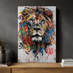 Модерна слика на платно со мотив Graffiti Lion, лав во црно-портокалово нијанси, енергична атмосфера, сила и слобода | Слика Graffiti Lion – производ