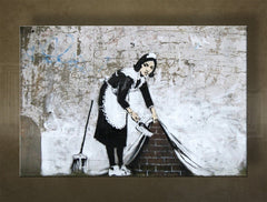 Во бохо стил слика на платно со мотив Street ART – Banksy, море и плажа во виолетово-сино нијанси, повеќеделна изведба, погоден за дневна соба – главна [XOBBA027O1]