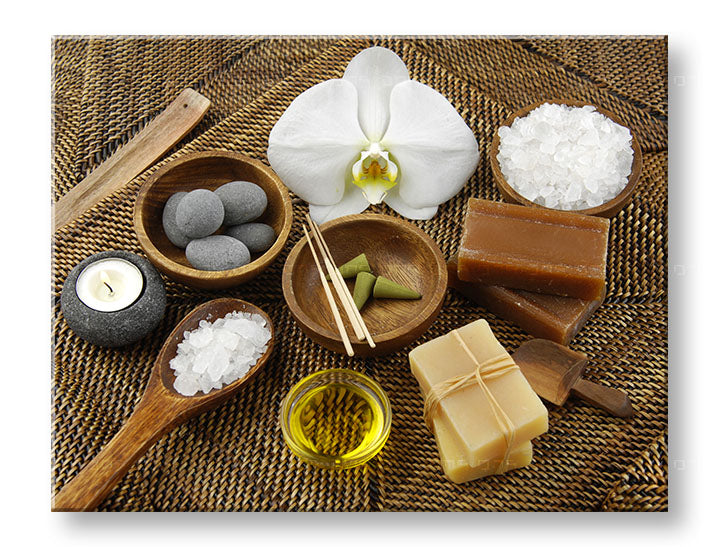 Класична слика на платно со мотив FENG SHUI, орхидеја, детски мотив, цвеќиња, море и плажа во бело-беж нијанси, мирна атмосфера, погоден за дневна соба – главна