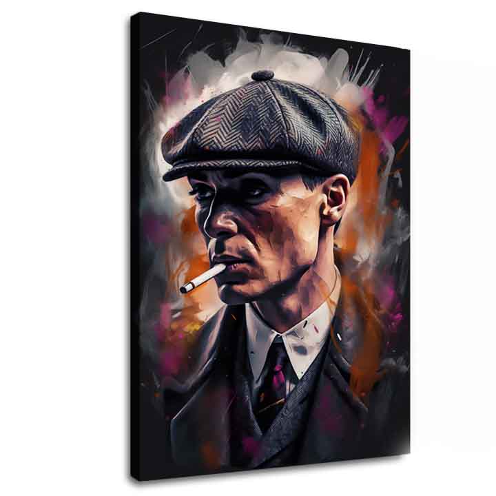 Рачно насликана слика на платно со мотив Tommy Shelby: Крал ulíc, цигара во сиво-црно нијанси | Слика Tommy Shelby: Крал ulíc – главна