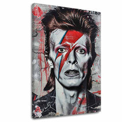 Модерна слика на платно со мотив Davida Bowieho - Ikona hudby и štýlu во бело-црно нијанси, интензивна атмосфера, музичка историја и иконографија – главна