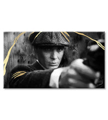 Рачно насликана слика на платно со мотив PREMIUM ART – Peaky Blinders Thomas Shelby во сиво-златно нијанси, интензивна атмосфера | Слики на платно - PREMIUM ART – Peaky Blinders Thomas..., поглед 3