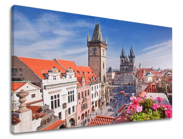 Класична слика со мотив ГРАД PRAHA, Praha во бело-сино нијанси | Слика за ѕид ГРАД PRAHA, градски живот – преглед