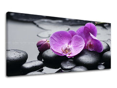 Класична слика на платно со мотив ПАНОРАМА FENG SHUI, орхидеја, фенг шуи, пејзаж, природа во сиво нијанси, мирна атмосфера, погоден за дневна соба – главна [XOBFS011E13]