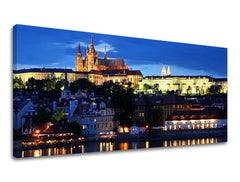 Класична слика на платно со мотив ПАНОРАМА PRAHA, ноќно небо, пејзаж, природа во бело-сино нијанси, величествена атмосфера, погоден за работна соба – главна